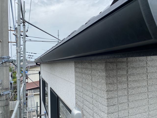 松伏町【雨樋交換・バルコニー床トップコート工事】