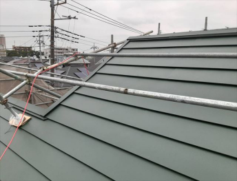 屋根カバー工法！お客様からのご紹介有難う御座います！！