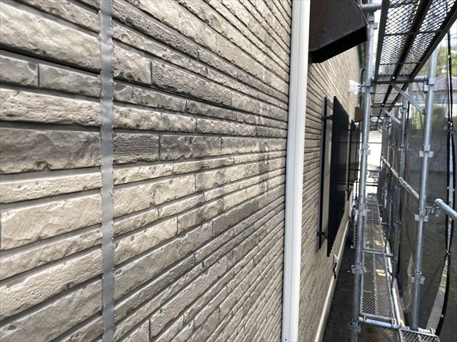   茨城県T自動車　コーキング打ち替え・増し打ち工事