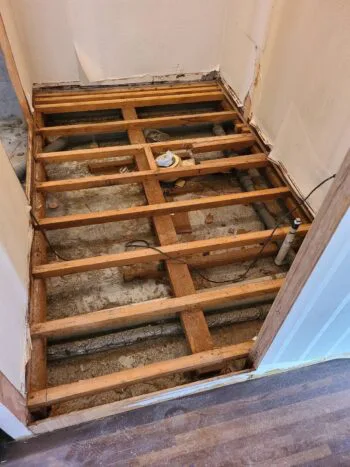 解体作業