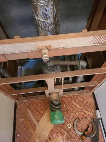 解体作業