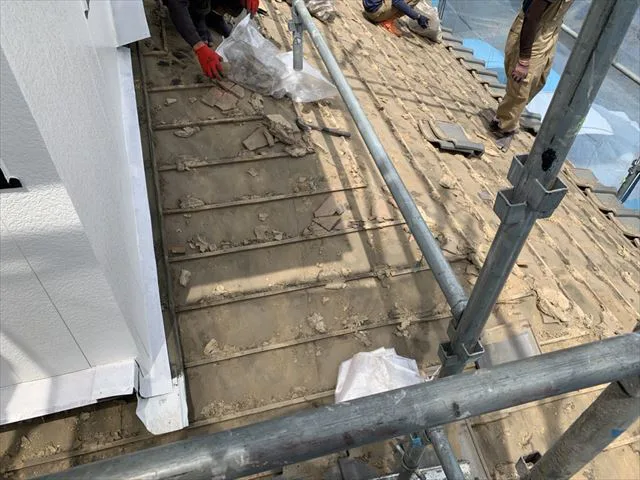 下屋 瓦撤去完了