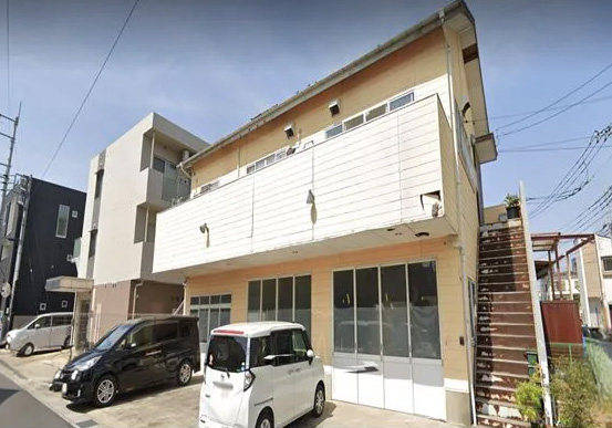外壁金属サイディングと屋根カバー工法で住まい全体の格を高める